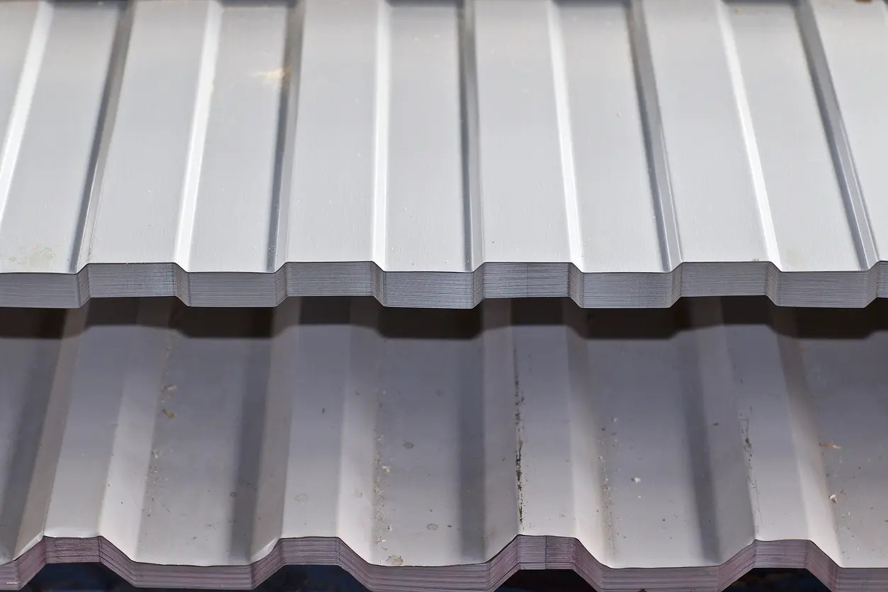 Trapezoidal Galvalume Corrugated Metal Roof Panels 0.45mm TCT