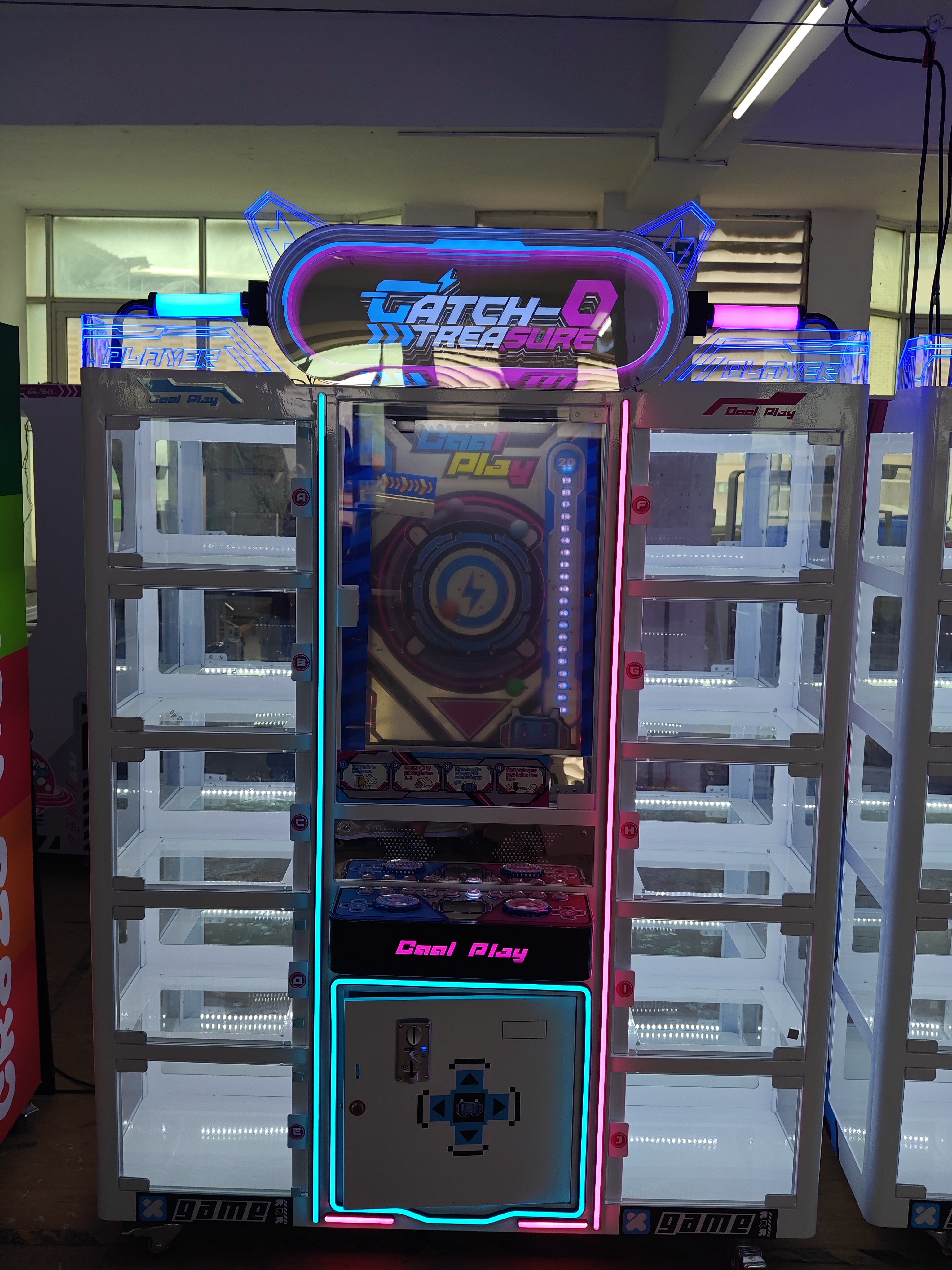 Coin Operated Family Entertainment Center Catching Treasure Arcade Game Machine Happy Blind Box Gift Machine