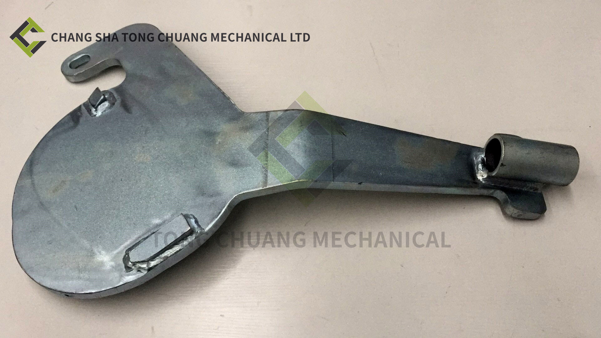 Zoomlion Concrete Pump Truck Spare Parts, Hopper Dump Door (revolution Door) 001690104A0400000