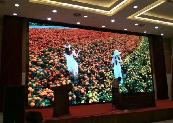 Energy Saving Mobile LED Digital Billboard Indoor Video Display Wall Black