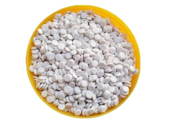 CPVC Chlorinated Polyvinyl Chloride Resin For Pipe PVC Granules For Hot Water
