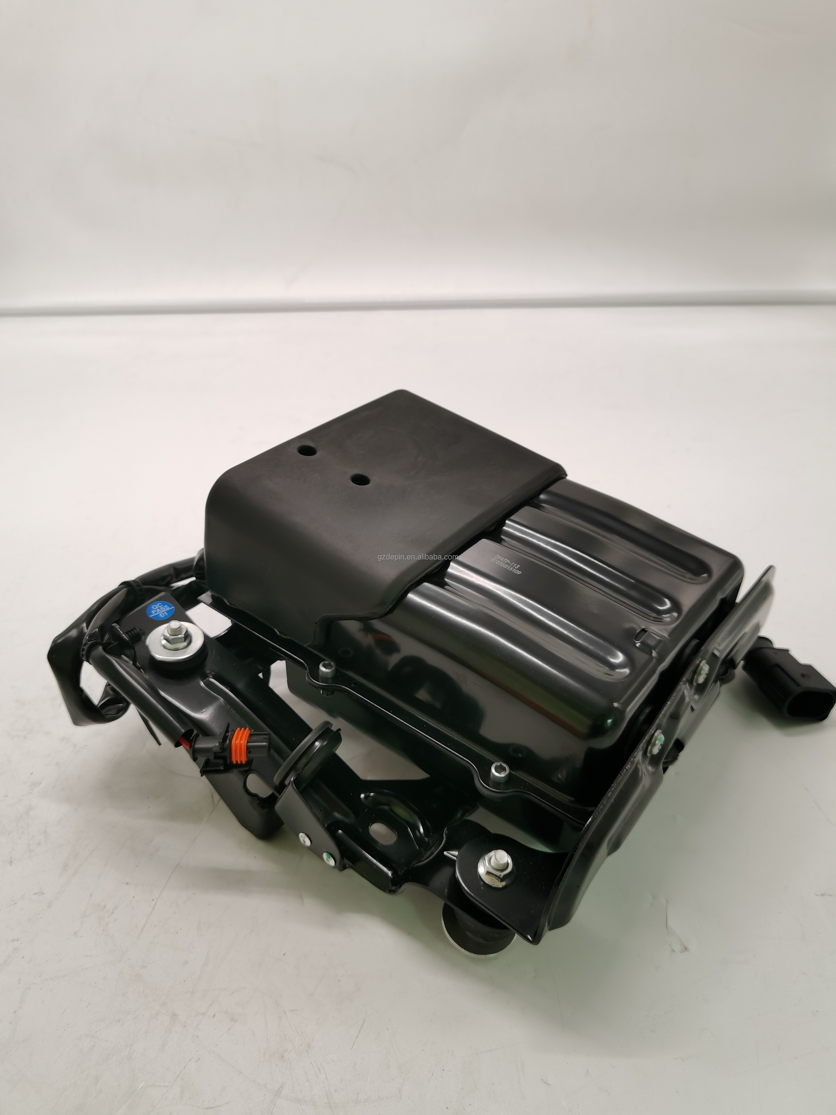 MZM001MT Air Ride Suspension Pump For Porsche 970 Paramela Reference