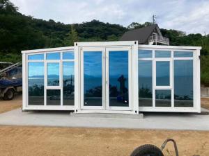 Quality 3 Bedroom Expandable Container House Luxury Prefabricated Camp Modular Cabin wholesale
