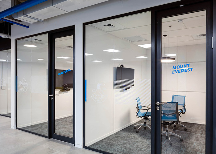 Pre-Fabricated Glass Wall Partition Single 10mm Thick Black Glazed For Interior Office From Glawall
