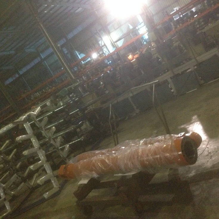 Hitachi ZX330-3 arm hydraulic cylinder tube