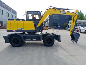 China 0.2-0.6cbm Bucket Wheel Crawler Loader 10-12rpm Grapple Clamp Orchards Municipal on sale