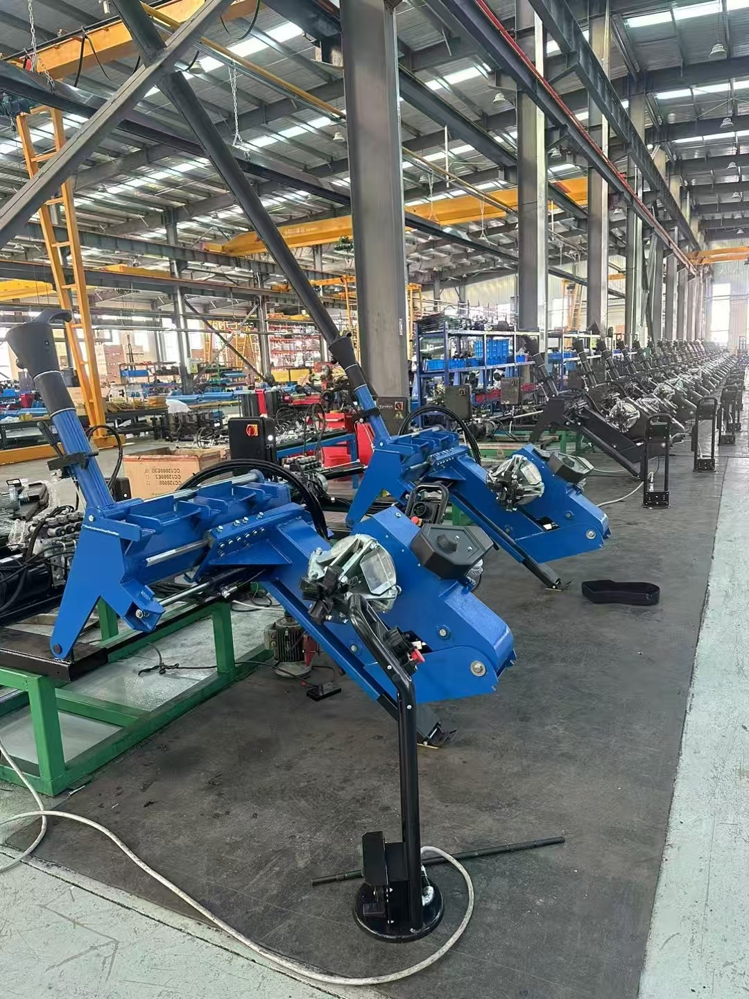 Heavy Duty Large Vehicle Tire Changer 24V For Workshop