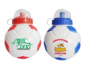 Quality 850ml football style water bottles for World Cup, plastic sport water bottle wholesale