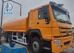 Cleaning width 2.5~3.5m Liquid Tanker Truck , deflection of water spraying rack
