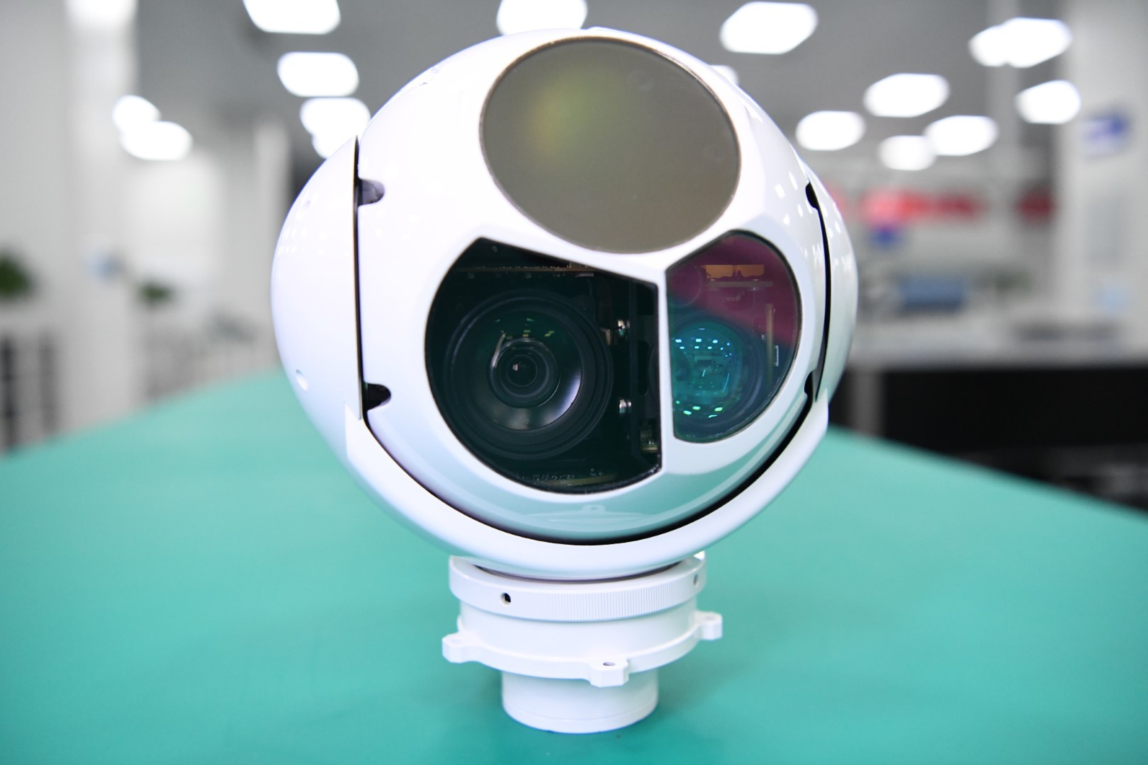 GPS Coordinate Resolving Airborne Electro Optical Pod EOIR Camera For Fixed-Wing