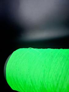 Quality 450D Diy Glow Yarn Natural White Fluorescent Knitting eco friendly wholesale