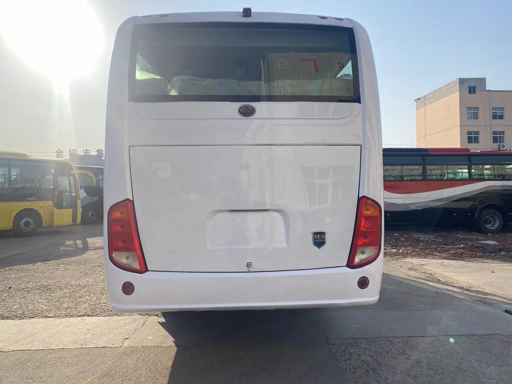 Used Buses 35 Seater Diesel Engine Coach with Euro 3 Emission Standard and Affordable