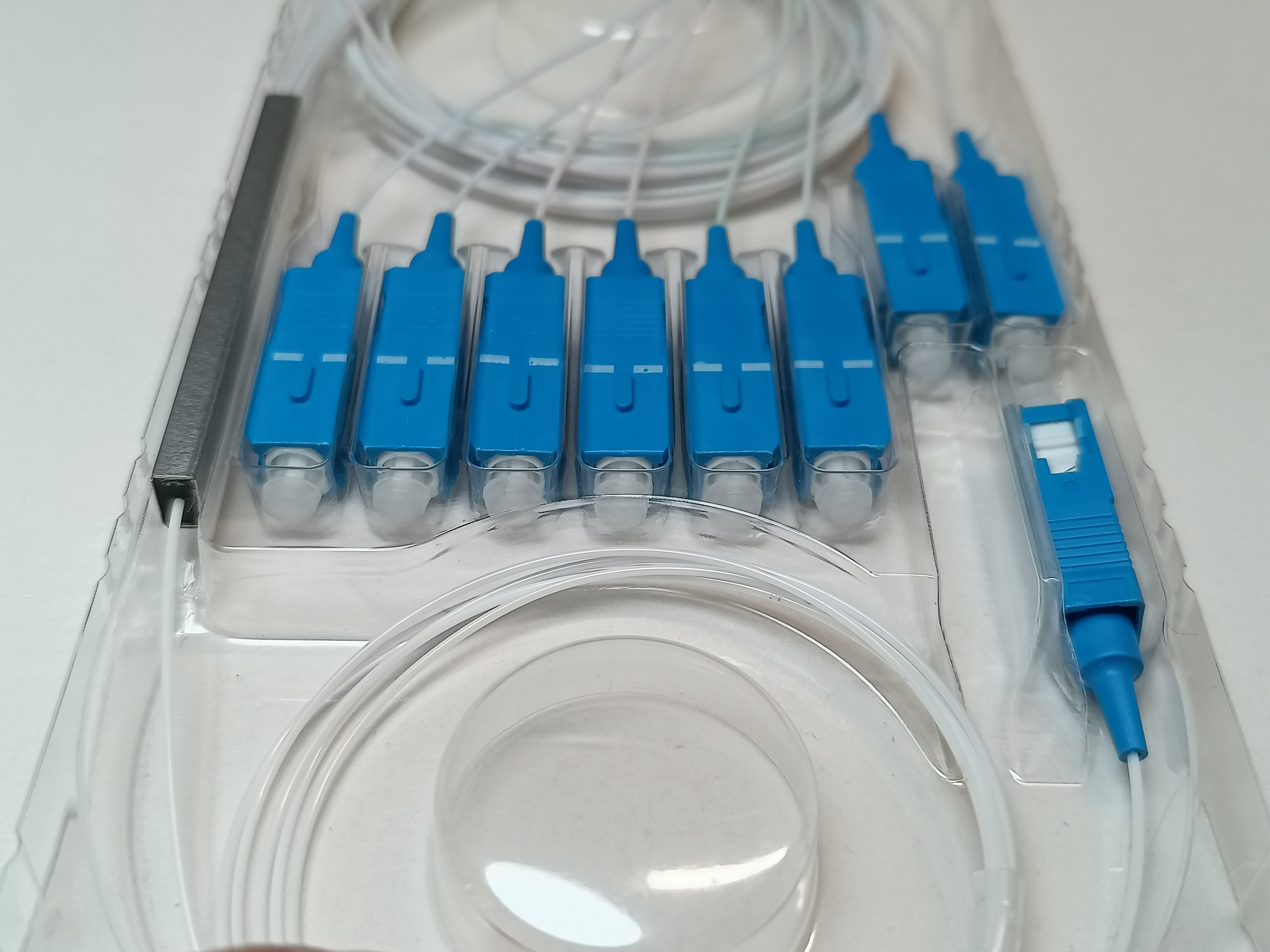Mini Fiber Optic PLC Splitter SC UPC Connector SM G657A1 1x8 PLC Splitter