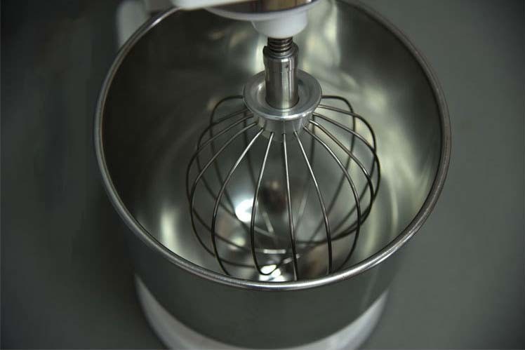 7L F type electric multifunctional milk mixer beater with aluminium alloy body