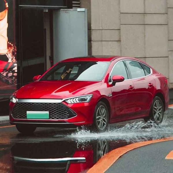 Long Range 420KM BYD Qin Plus Ev 4-Door 5-Seater Sedan for EV Market Euro VI