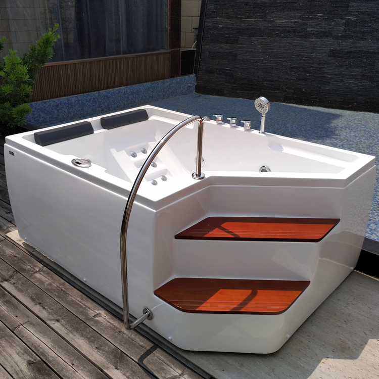 1750 X 700 Freestanding Jetted Bathtub With Shower Luxury Stand Alone Bathtubs