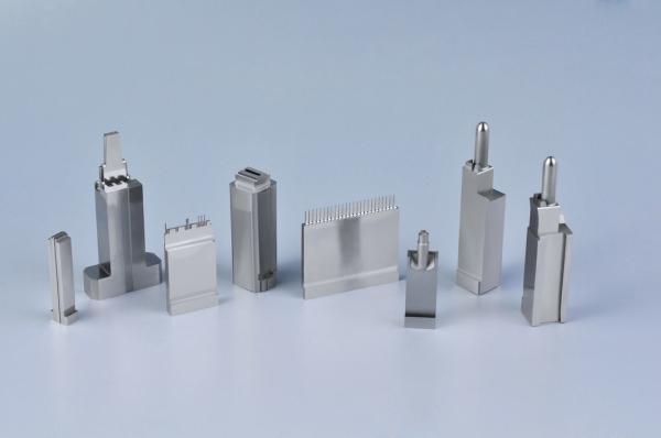 SKH9 Material Precision Mold Parts Heat Treatment Surface /precision plastic