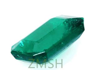 Quality Emerald Green Sapphire Raw Gemstone Crafted By Lab For Exquisite Jewelry wholesale