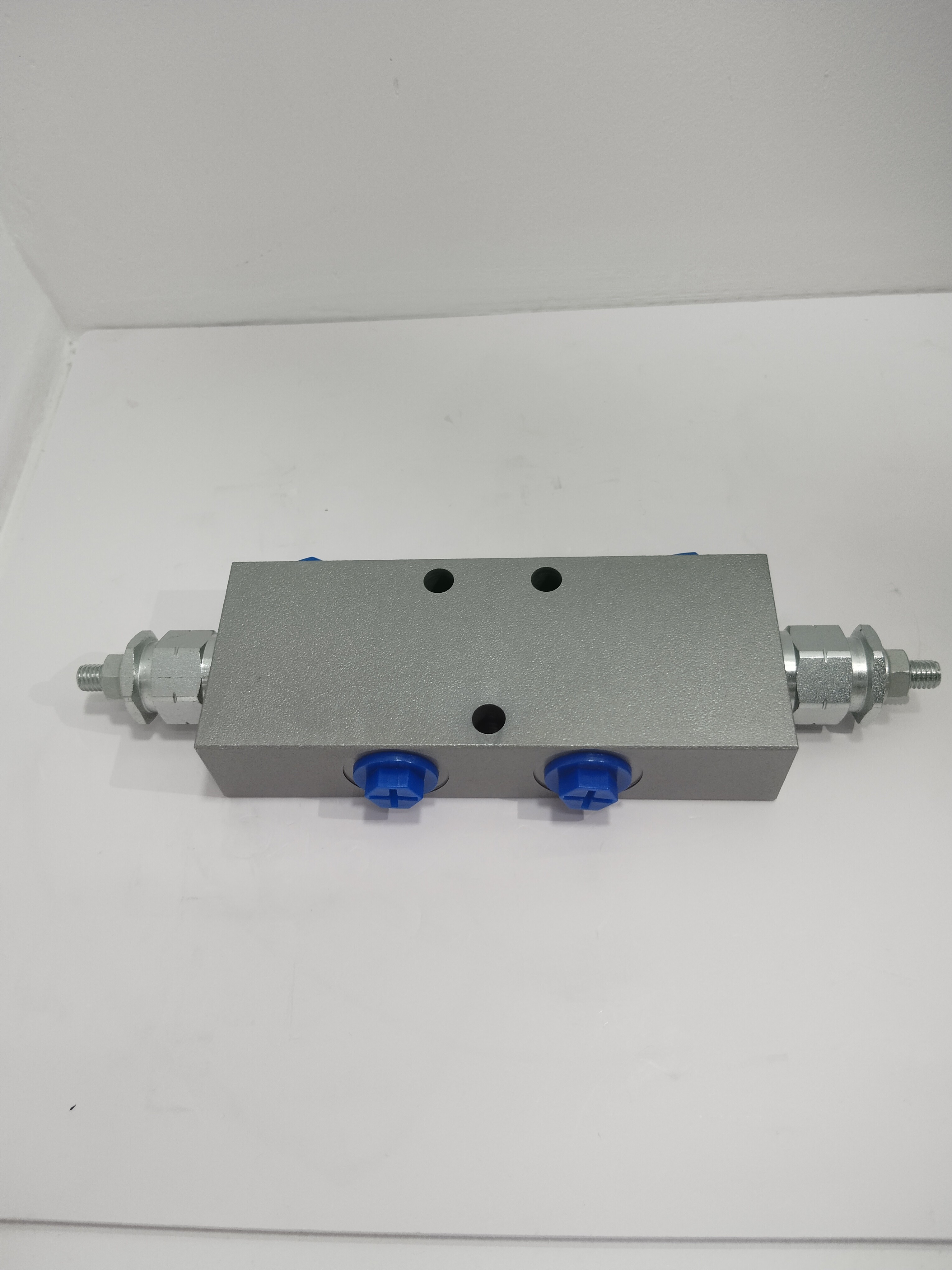 Hydraulic Overceter VBCD-ED-A Double Cartridge Valve With Flow Of 40L/ 60L/ 90L Overcenter Valve Set