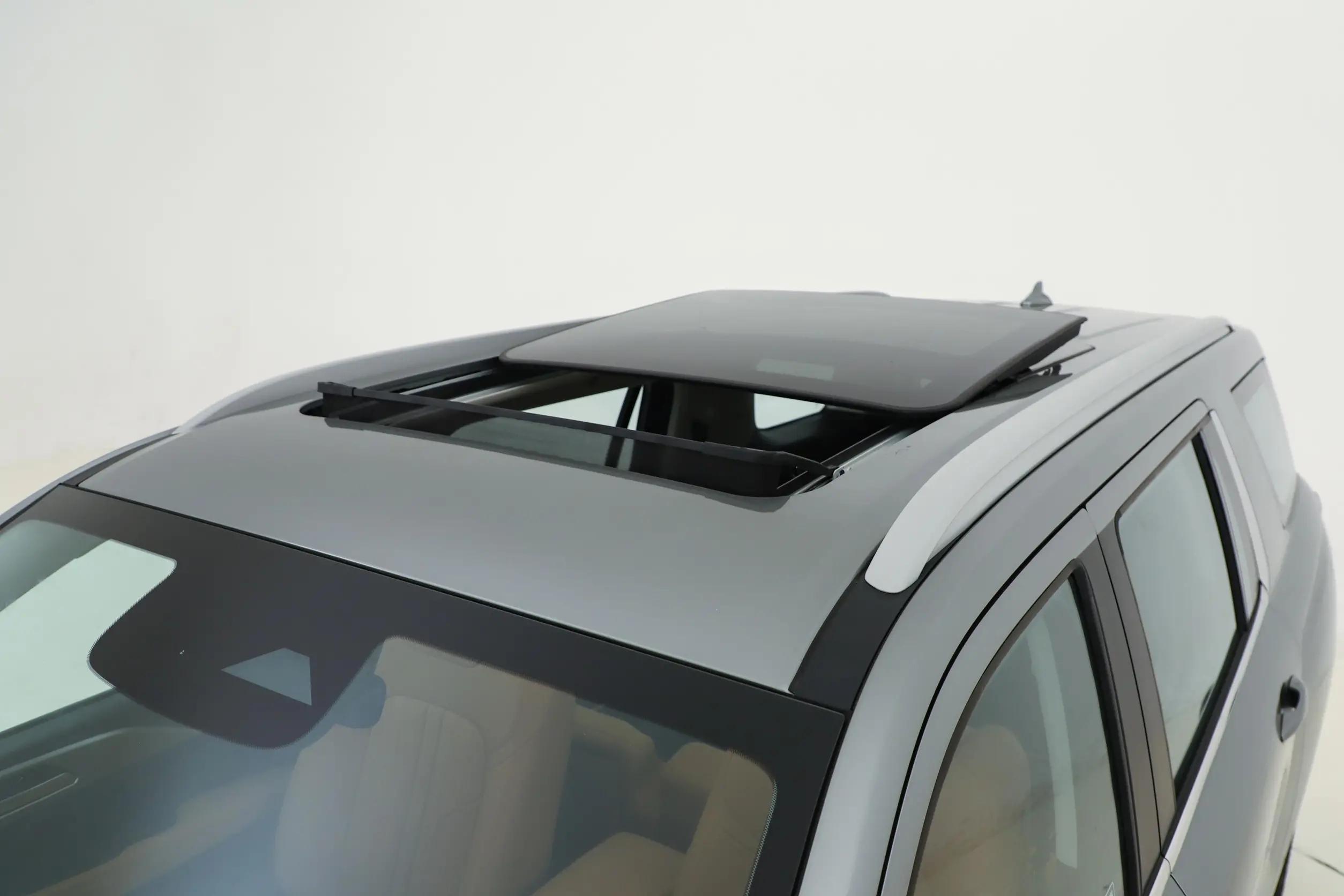 SUV 2023 Great Wall HAVAL H5 Electric Diesel Engine Leather Turbo Multi-function Automatic Tank 500 Car R17 LED Camera