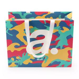 Quality Custom Graffiti Boutique Clothing Recycled Paper Bags With Handles wholesale