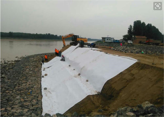 Highway Construction Short Fiber 400gsm Non Woven Geotextile Fabric