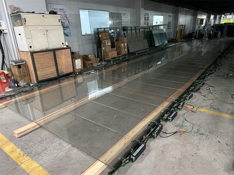 Full Color Super Slim Indoor Outdoor Curtain Glass P10-P50 Transparent LED Film Display