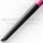 Matte Finished Angled Blush Brush Wooden Handle Makeup Brush 18.2cm