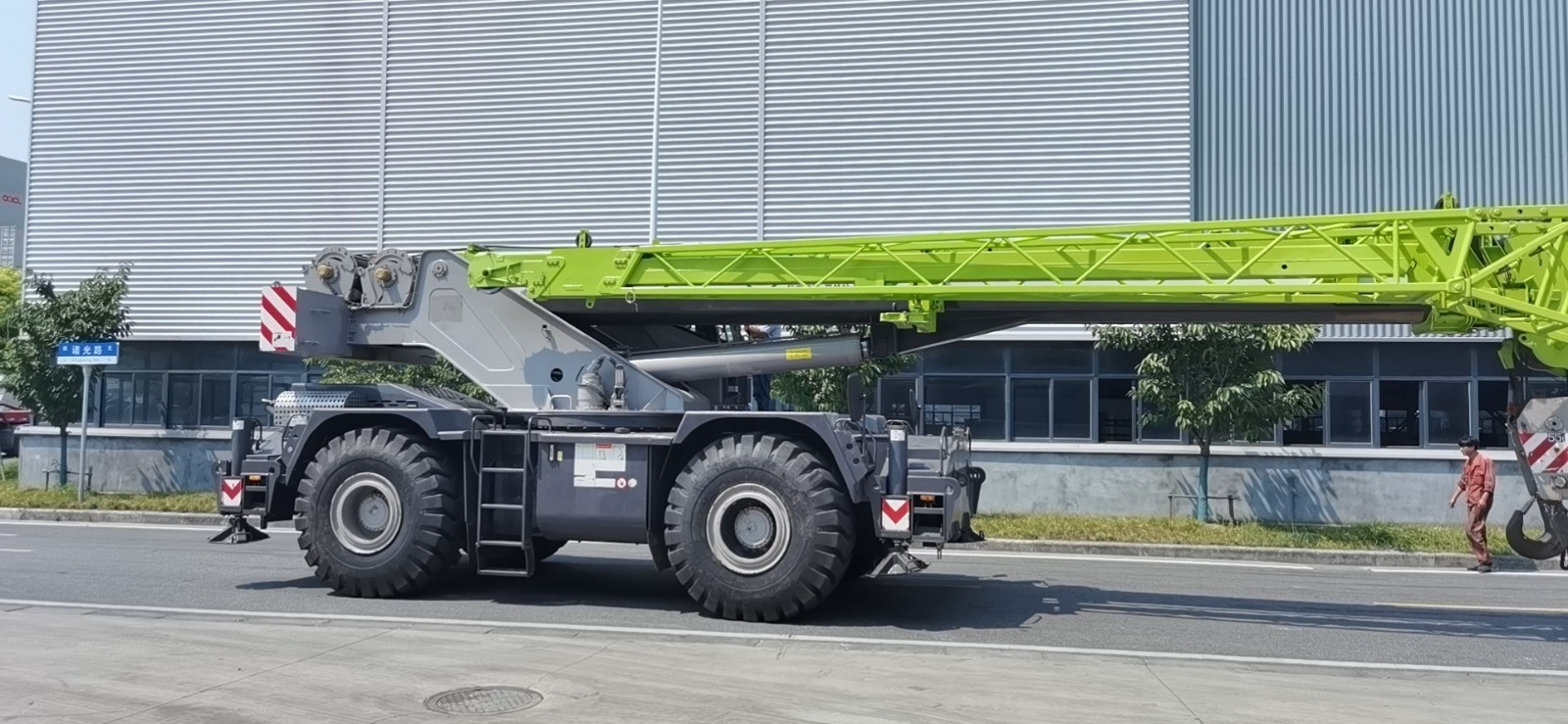 2014 Model Used RT Cranes 55 Ton Rough Terrain Crane Zoomlion RT55 Ergonomic