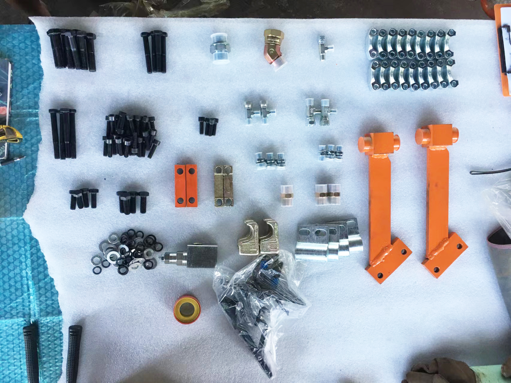 Customized Hydraulic Breaker Pipeline Pc30 Pc40 Pc50 Excavator Piping Kit