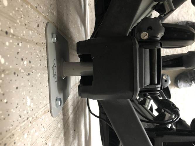 Single-side Bracket Wall Mount Bicycle Carrier for Towing Hitch Excursions