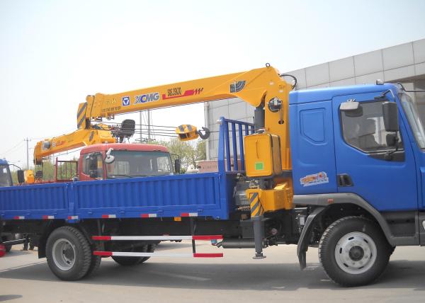 6.3T Durable Heavy Things Lifting Telescopic Boom Truck Mounted Crane
