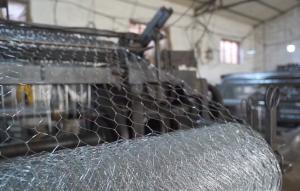 Quality Exterior Wall 1inch Plaster Reinforcement Mesh Wire Hexagonal 18 Gauge 4 ft X 50 ft wholesale