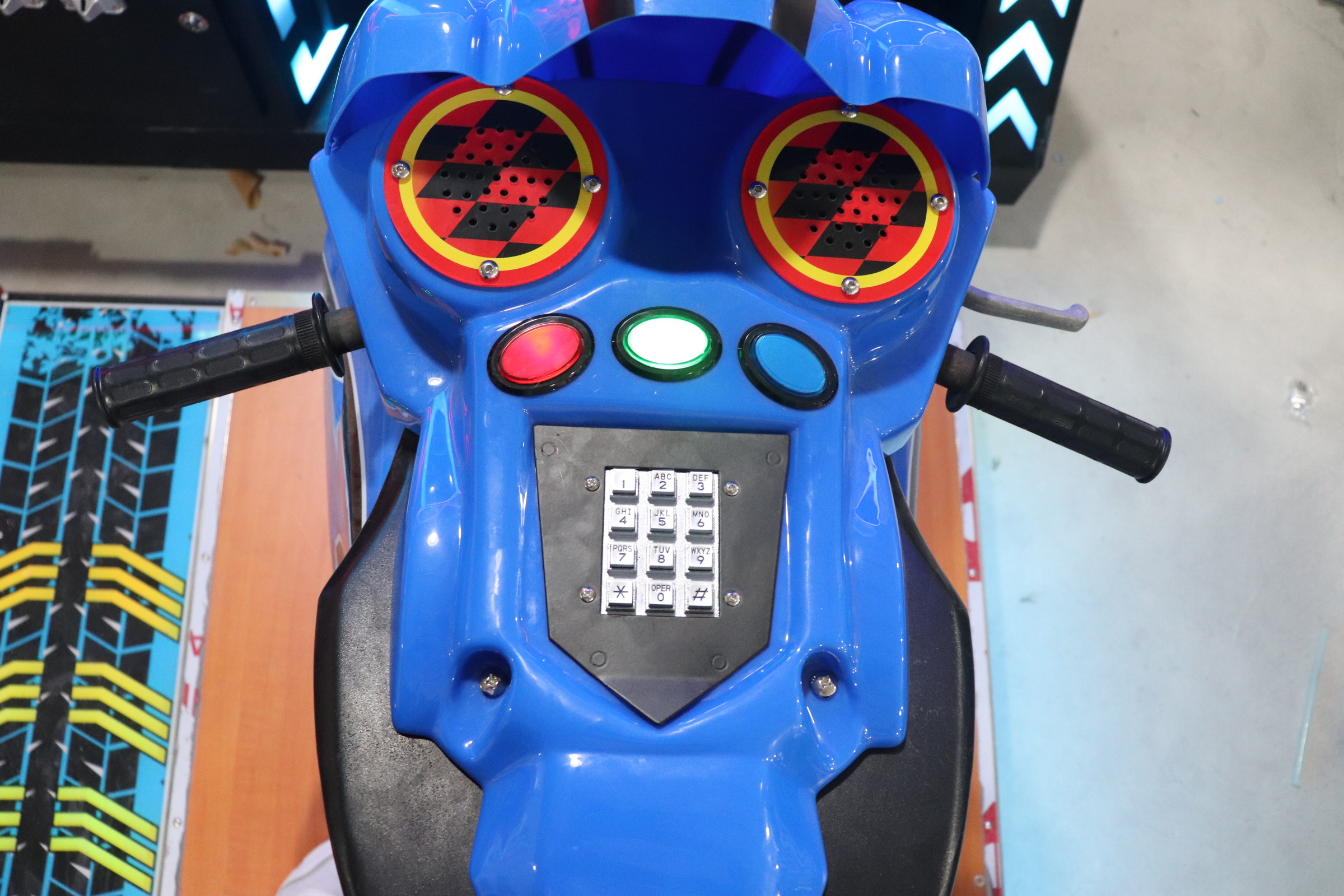 Super Motor Bike Racing Arcade Machine D2400 * W2450 * H2500mm Size 300W Power