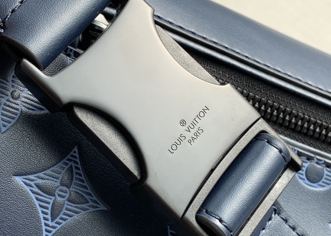 Letters Embossed Ladies Waist Bag
