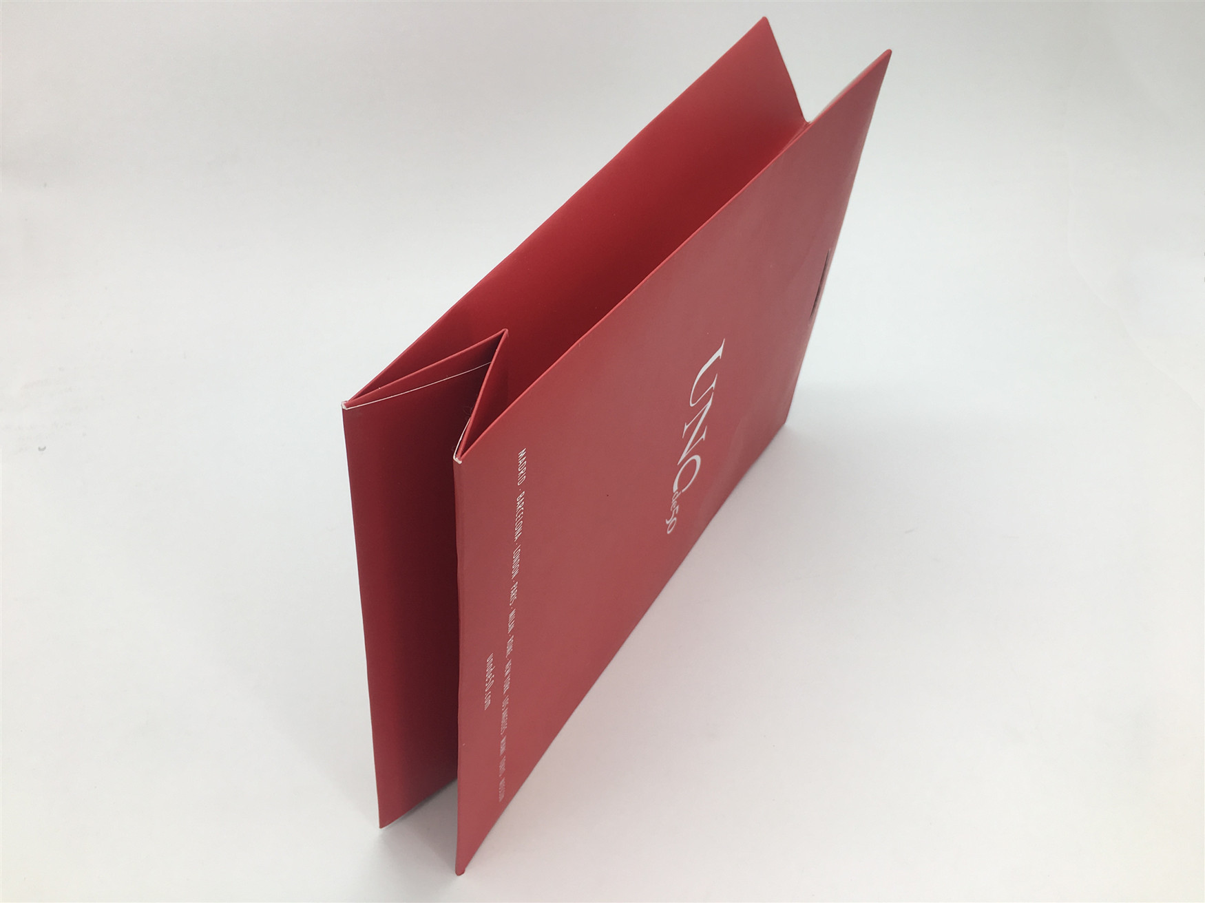 Red Bottom Folding Branded Paper Bags With Cotton Rope , Silver Foil Logo