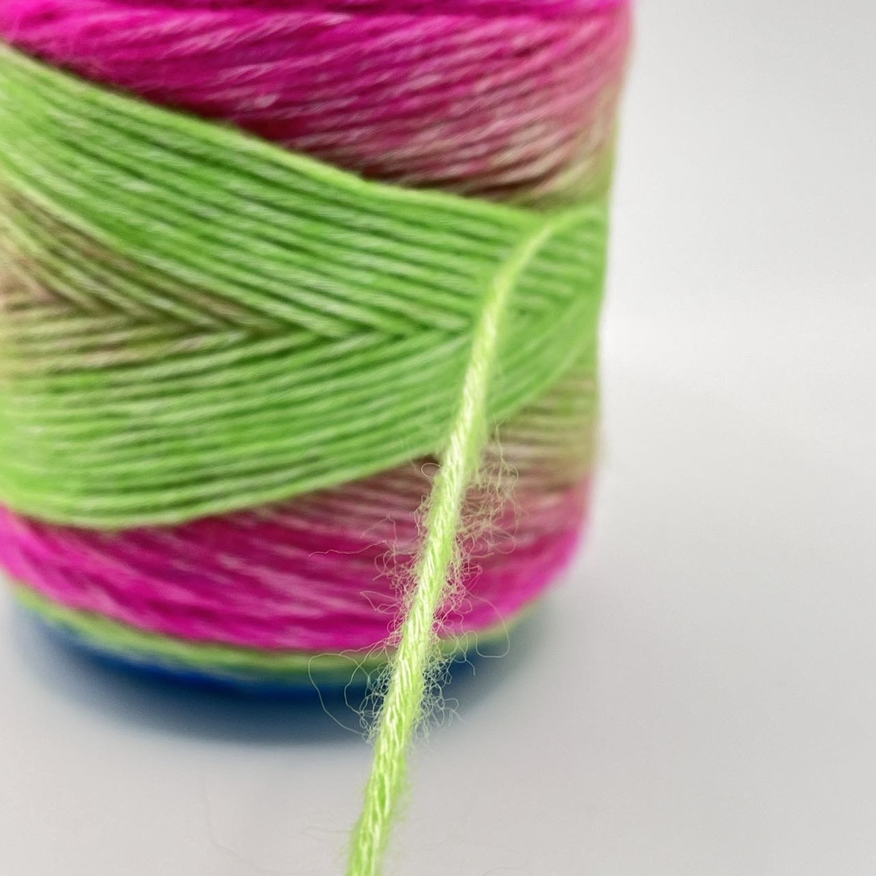 Soft Merino Wool Nylon Hand Arm Knit Yarn Acrylic Blended Cotton Cakes Yarn