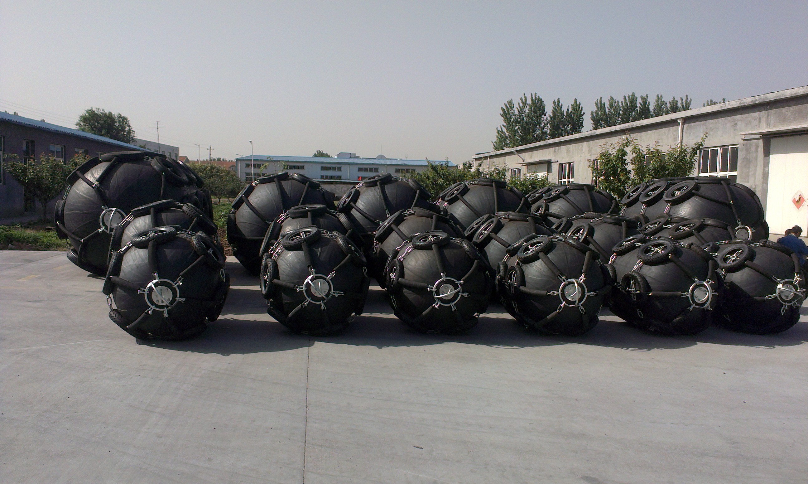 Dock Floating 50kpa 80kpa Yokohama Type Pneumatic Rubber Fender 3