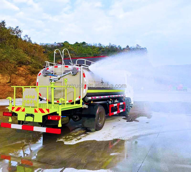 Dongfeng 9.4 Liters Water Tank Truck 136Kw Diesel Power Multi-function Road Sprinkler