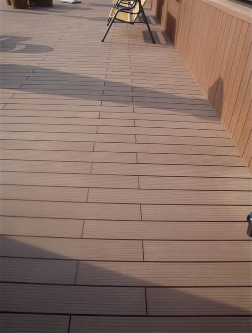 Synthetic Wood Plastic Composite/WPC Decking for Engineering Flooring