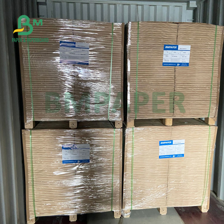 200GSM High Gloss C2S White Paper For Magazine 24'' x 36'' Uniform Surface