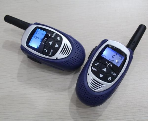 Cheap T228 mini portable radio interphone walkie talkies for kids for sale
