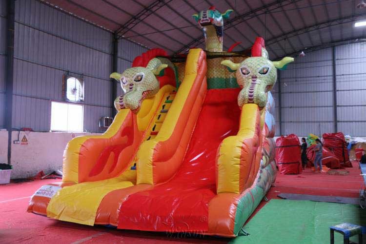 Red Dragon Pattern Big Inflatable Slide Customized Size CE Standard