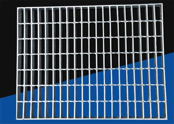 Cheap Light Structure Galvanzied Road Safety Steel Grating 75mm-200mm Pitch for sale
