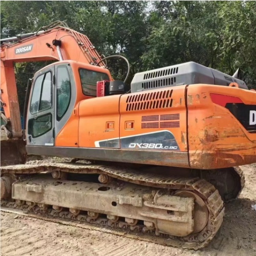 38 Ton Used Doosan 380 Excavator with 1.95m3 Bucket Capacity in Excellent Condition