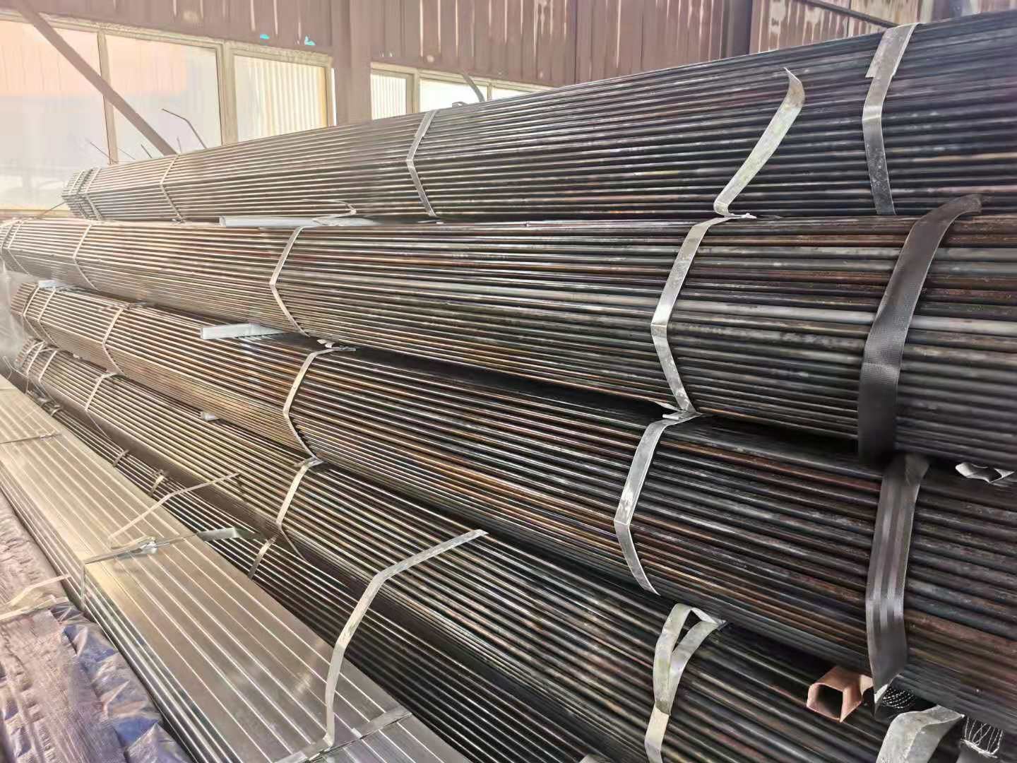 Construction Large Diameter Steel Pipe , Customized Astm A106 Grade B Pipe
