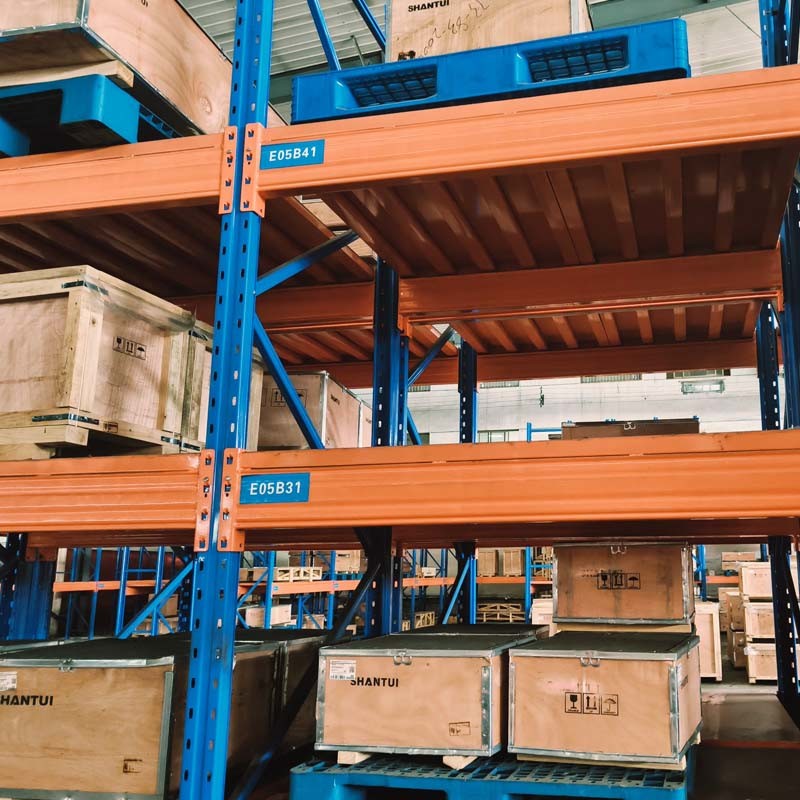 Heavy Duty Pallet Racks Depth and Number Of Levels Tailored to Your Storage Needs