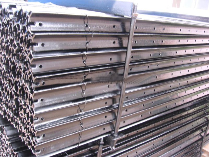 600mm 1.86kg /meter star picket black coated and hot dipped galvanized