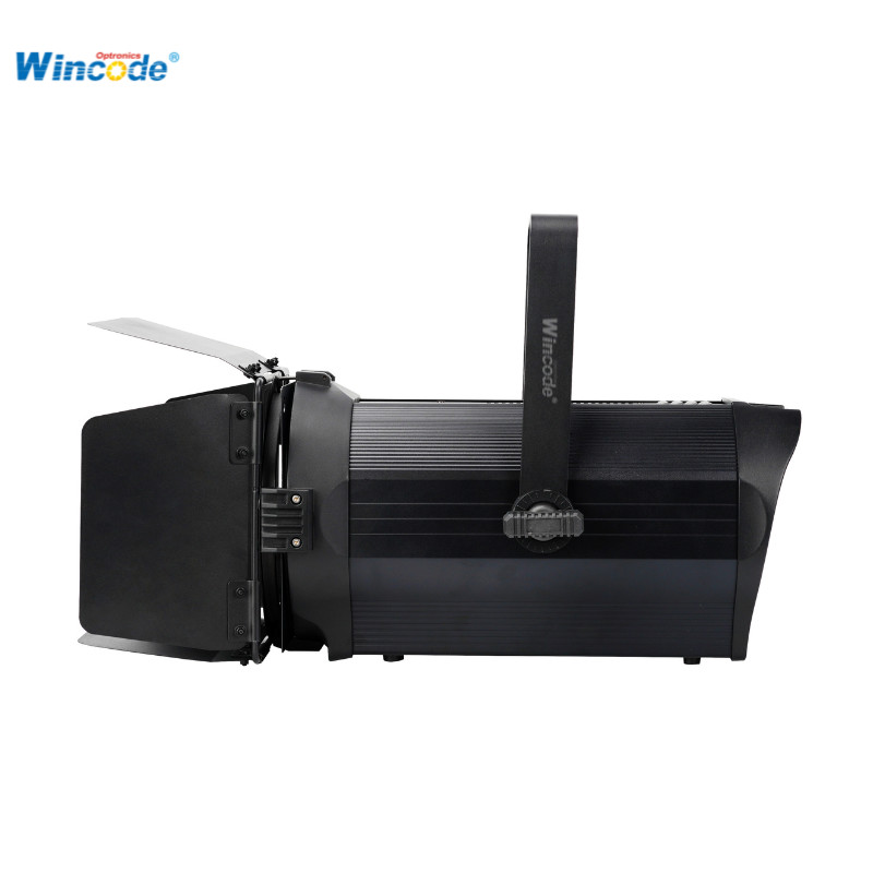 300W LED CRI95 Stage Lighting RGBALC 6 In 1 Auto Zoom Fresnel Spot Light With Color Management System