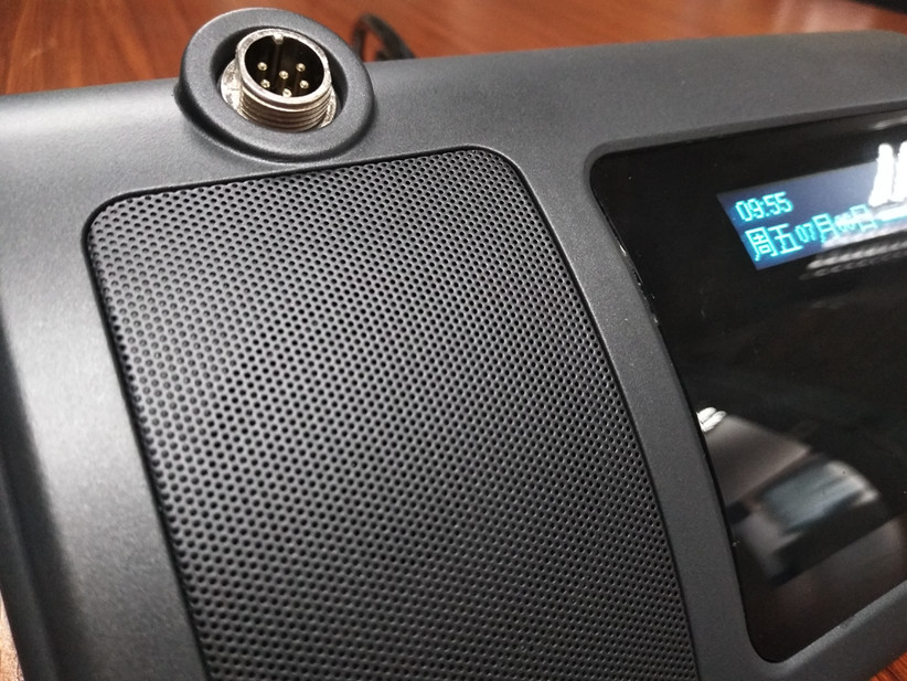 70dB SNR Desktop Conference Speaker Microphone With LED Display 128 × 32